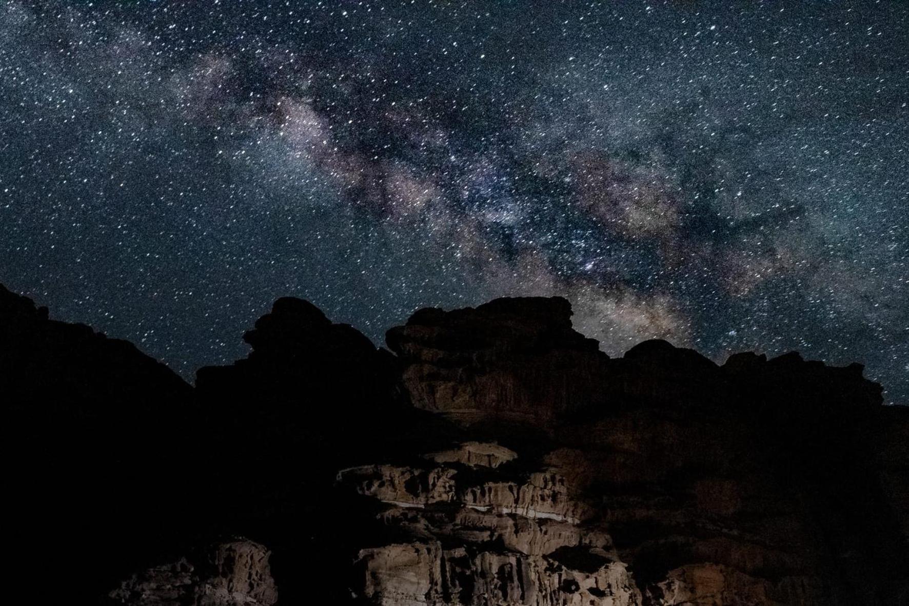 Wadi Rum Bedouin Heart Camp ภายนอก รูปภาพ